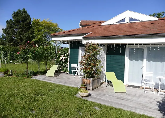 Bed & Breakfast Entre Montagnes Et 3*